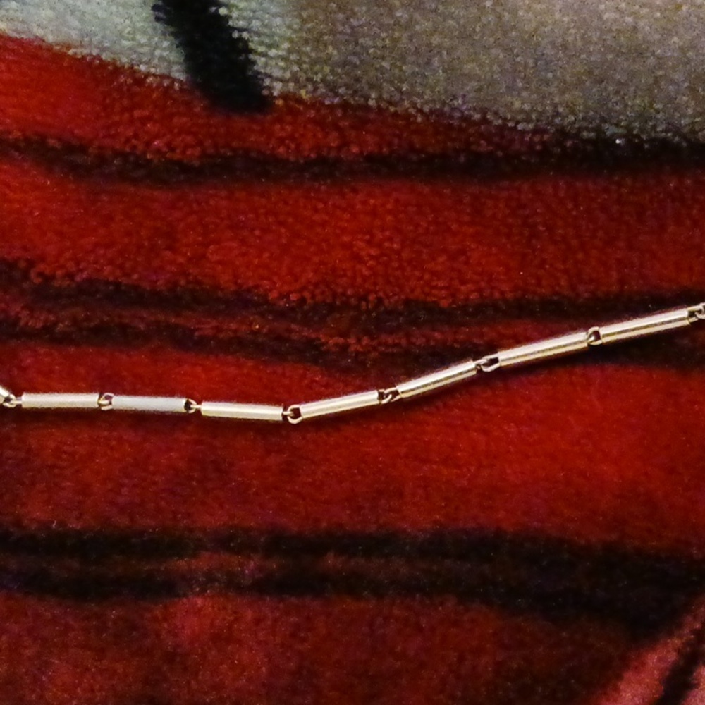 Direction One Necklace - Picture 6 of 8